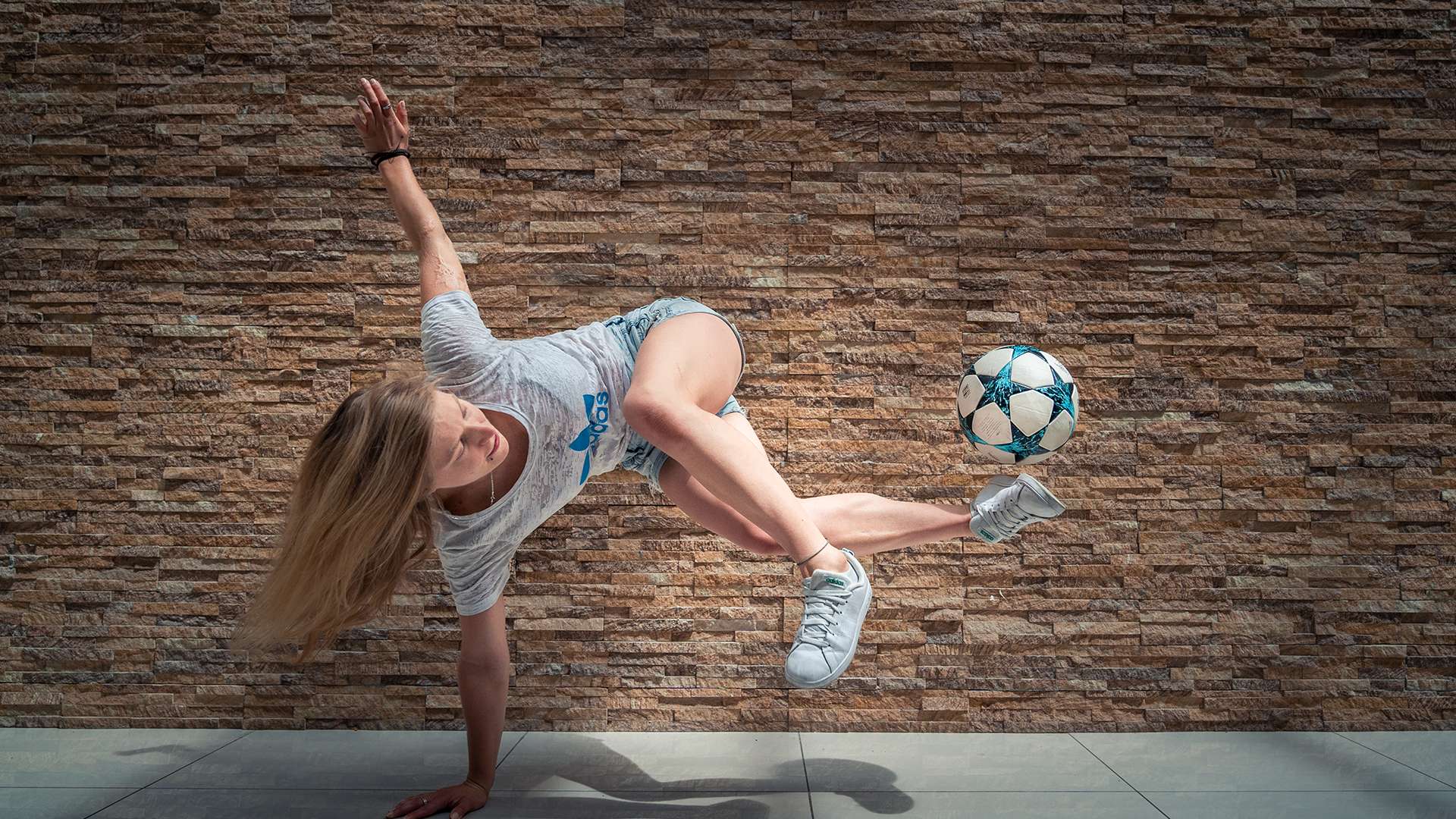 现了惊人的 现了惊人的